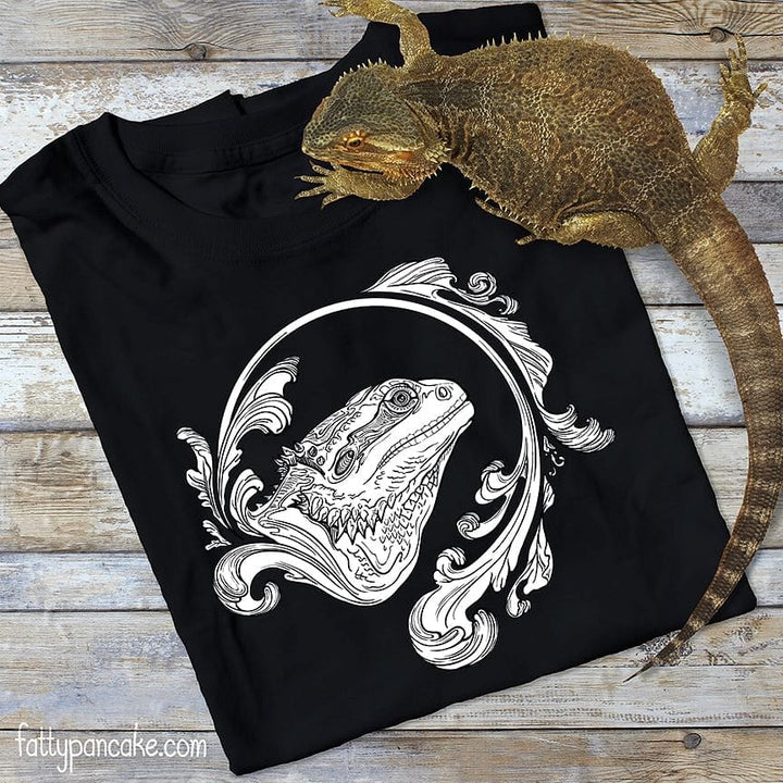 Camiseta con diseño de dragón barbudo